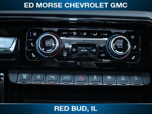 Used 2025 GMC Sierra 2500 AT4X AWD/4WD image 13
