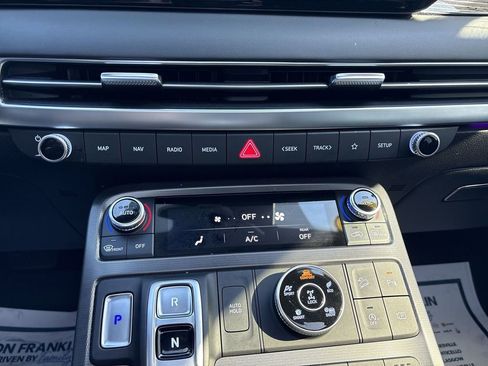 Used 2025 Hyundai Palisade Calligraphy AWD/4WD image 17