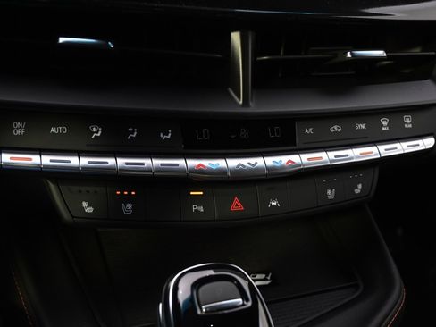 New 2026 Cadillac CT4 V w/ LPO, ONYX Package image 33