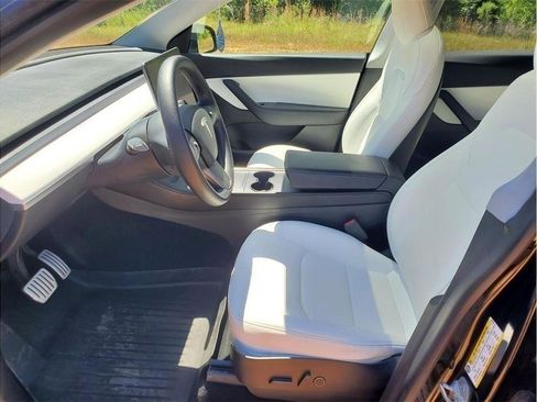 Used 2021 Tesla Model Y Performance AWD/4WD image 22
