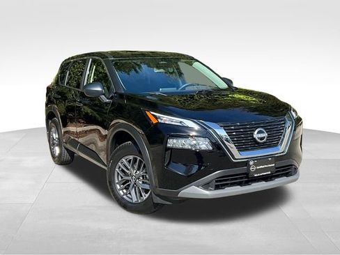 Certified 2023 Nissan Rogue S AWD/4WD image 1
