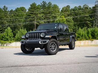 Used 2020 Jeep Gladiator Overland AWD/4WD video 1