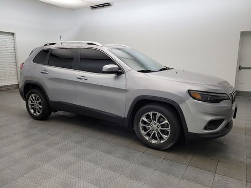 Used 2020 Jeep Cherokee Latitude Plus FWD image 11