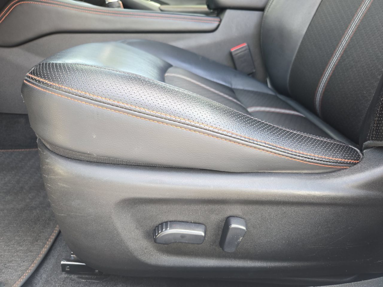 Used 2024 Nissan Altima 2.5 SR FWD image 28