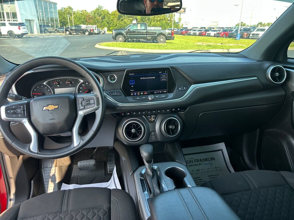 Used 2021 Chevrolet Blazer LT AWD/4WD image 15