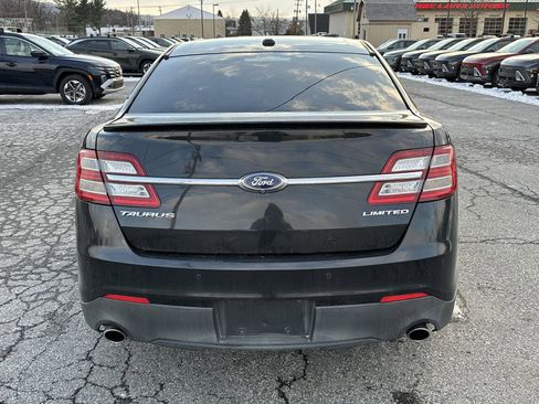 Used 2015 Ford Taurus Limited w/ Equipment Group 301A image 7