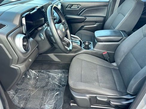 Used 2023 Chevrolet Colorado LT image 6