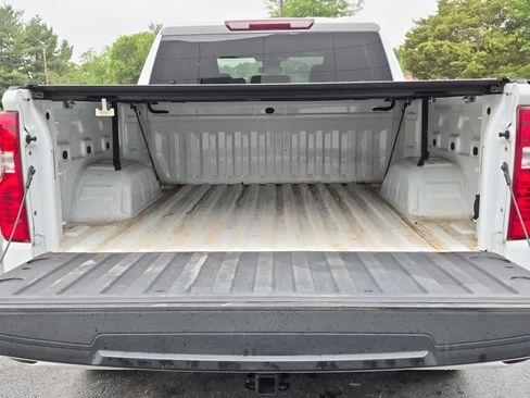 Used 2023 Chevrolet Silverado 1500 Custom AWD/4WD image 19