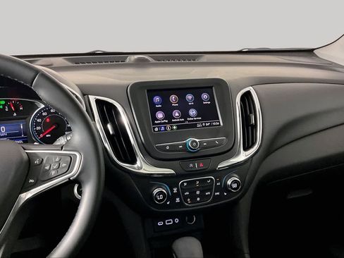 Used 2023 Chevrolet Equinox LT AWD/4WD image 7
