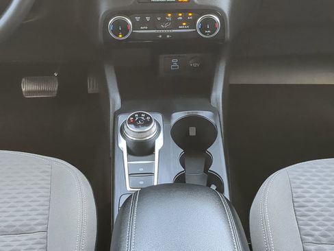 Certified 2022 Ford Escape SE w/ Convenience Package image 19