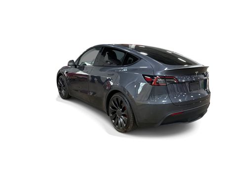 Certified 2023 Tesla Model Y Performance AWD/4WD image 4