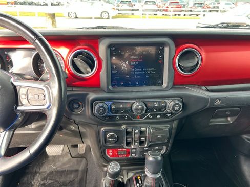 Used 2020 Jeep Gladiator Rubicon image 22