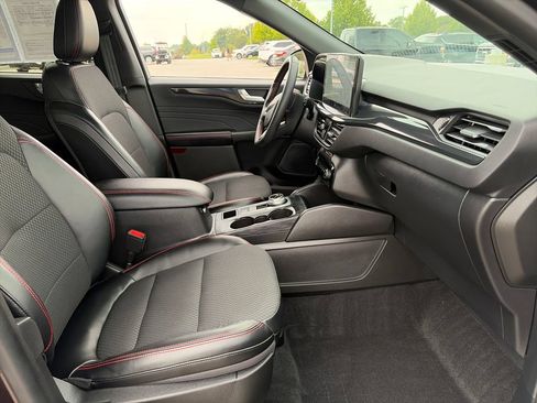 Used 2023 Ford Escape ST-Line w/ Tech Pack #1 FWD image 12