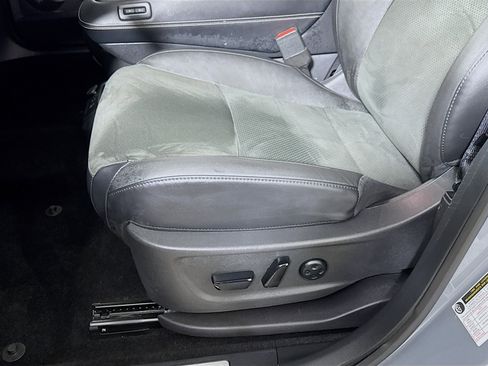 Used 2024 Nissan Ariya AWD image 22