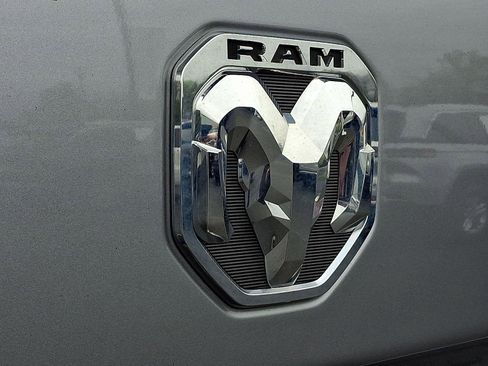 Used 2024 RAM 2500 Laramie AWD/4WD image 31