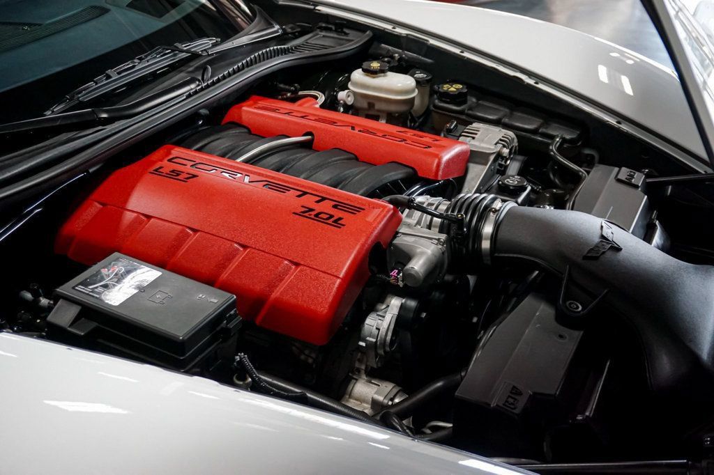 Used 2013 Chevrolet Corvette 427 Convertible w/ 1SC Preferred Equipment Group RWD image 83