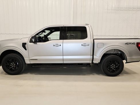 New 2025 Ford F150 XLT w/ Equipment Group 302A MID image 5