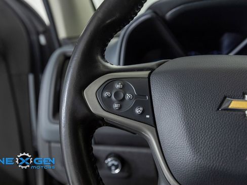 Used 2020 Chevrolet Colorado Z71 image 14