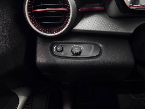 Certified 2024 Chevrolet Trax RS image 22