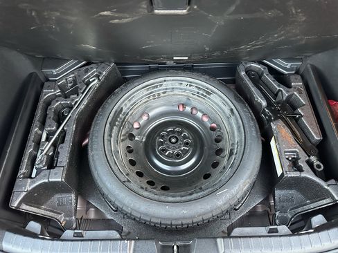 Used 2022 Toyota Corolla SE image 22