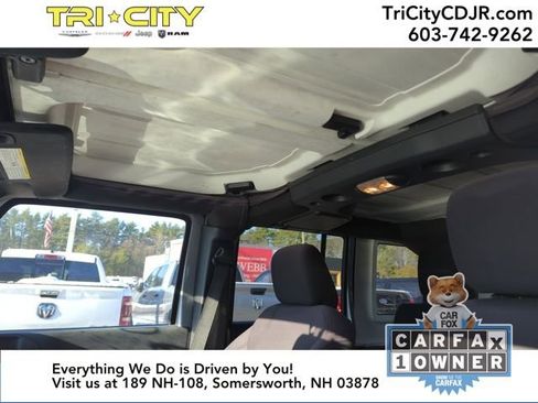 Used 2015 Jeep Wrangler Unlimited Sport w/ Quick Order Package 24S image 5