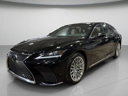 Used 2024 Lexus LS 500 AWD w/ Interior Upgrade Package image 8