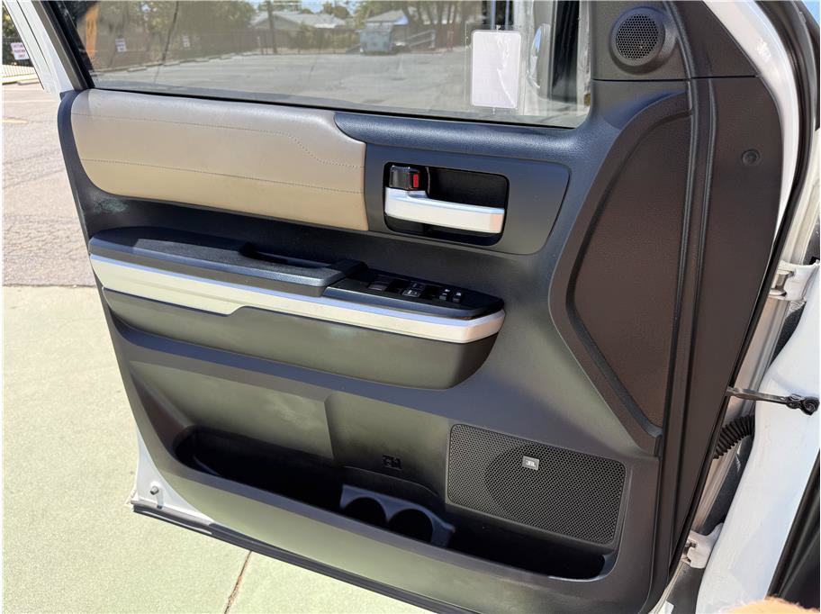 Used 2014 Toyota Tundra Limited AWD/4WD image 30