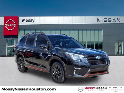 Used 2023 Subaru Forester Sport image 1