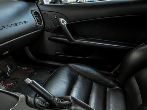 Used 2011 Chevrolet Corvette Grand Sport w/ Preferred Equipment Group RWD image 30