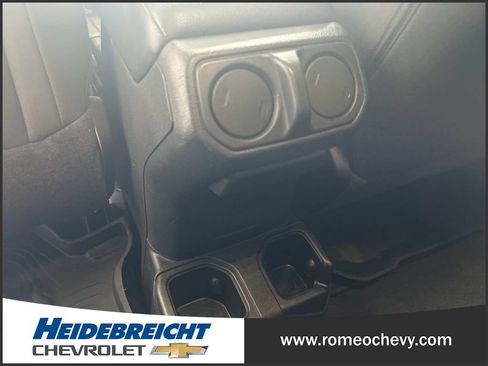 Used 2021 Jeep Wrangler Sport AWD/4WD image 16