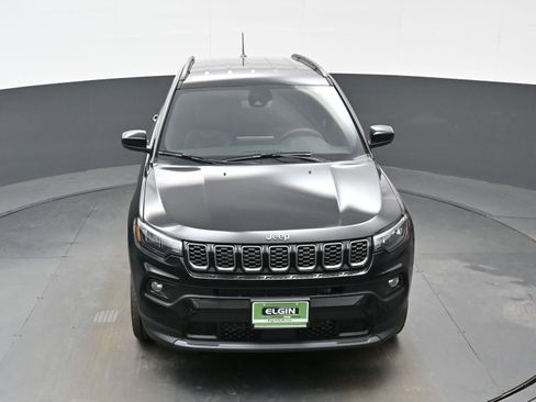 New 2026 Jeep Compass Latitude AWD/4WD image 25