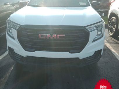 Used 2023 GMC Terrain SLE w/ Driver Convenience Package
