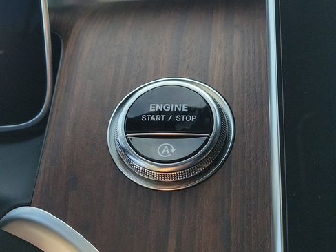 Certified 2026 Mercedes-Benz GLC 300 image 32