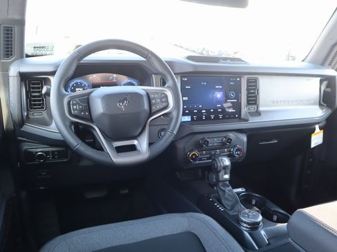 New 2025 Ford Bronco Big Bend image 2