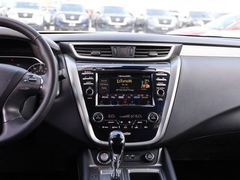Certified 2024 Nissan Murano SV w/ SV Midnight Edition Package AWD/4WD image 23