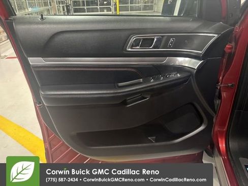 Used 2017 Ford Explorer Sport image 11