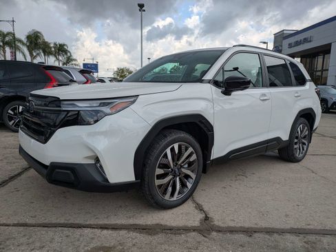 New 2026 Subaru Forester Touring AWD/4WD image 8