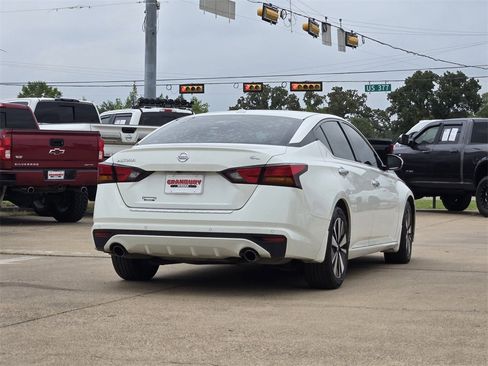 Used 2021 Nissan Altima 2.5 SL image 5