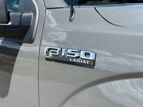 Used 2020 Ford F150 Lariat w/ Equipment Group 502A Luxury AWD/4WD image 17