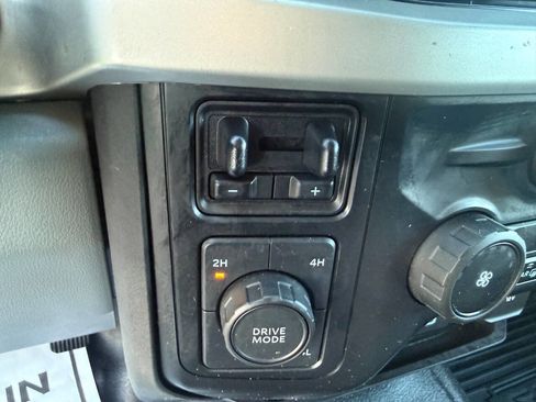 Used 2023 Ford F350 XL w/ 360-Degree Camera Package image 25