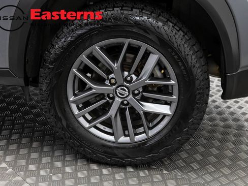 Used 2021 Nissan Rogue S AWD/4WD image 33