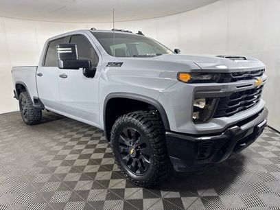 Used 2024 Chevrolet Silverado 2500 Custom w/ Custom Value Package