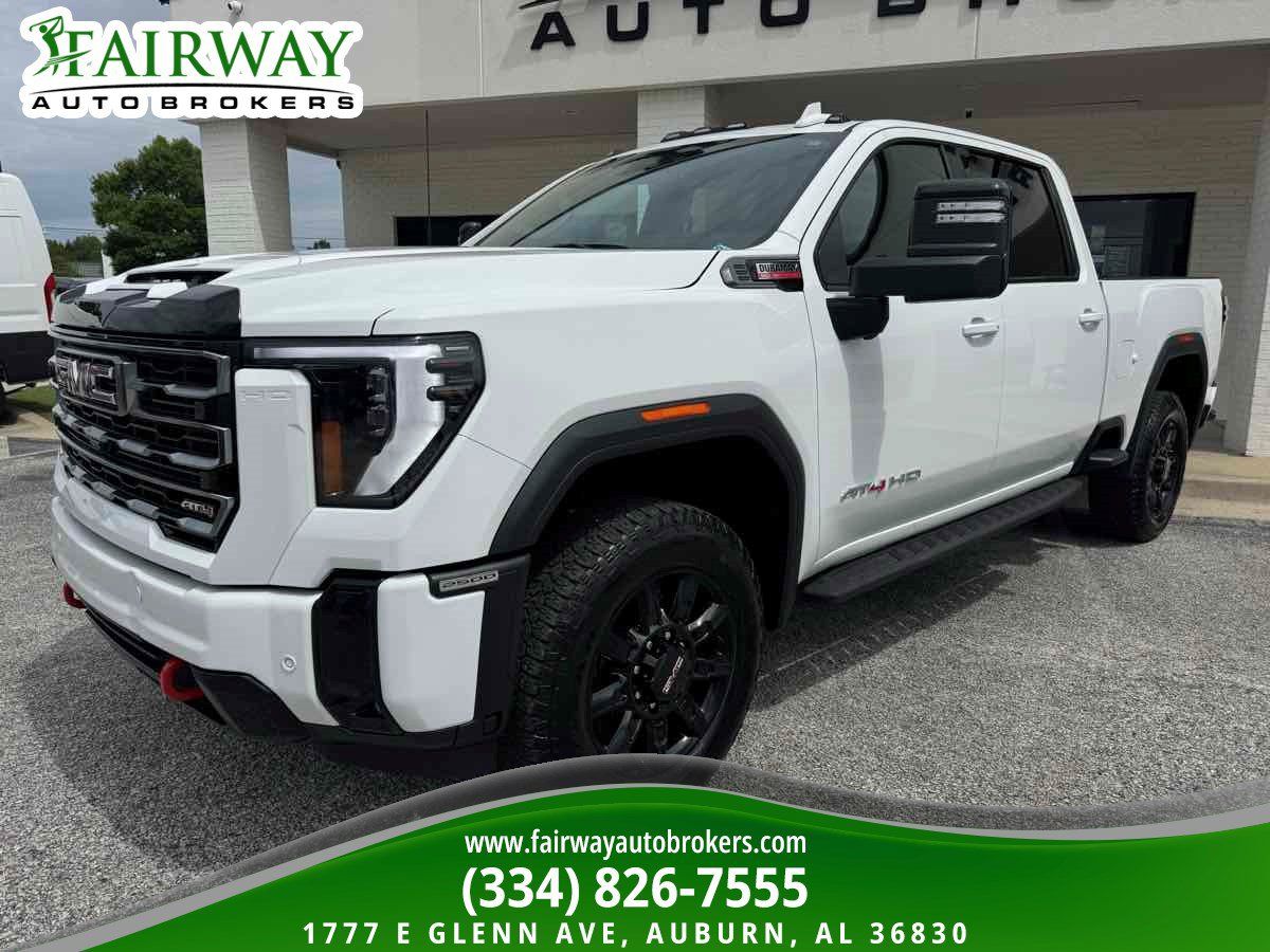 Used 2025 GMC Sierra 2500 AT4 w/ AT4 Premium Plus Package AWD/4WD image 2