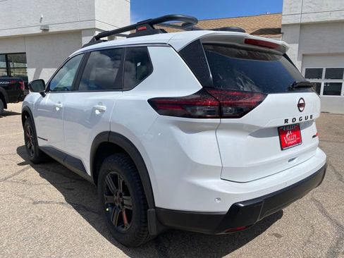 New 2026 Nissan Rogue SV AWD/4WD image 3