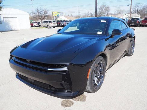 New 2025 Dodge Charger R/T w/ Quick Order Package 25M R/T image 2