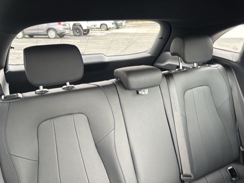 Used 2025 Mercedes-Benz GLA 250 GLA 250 image 35