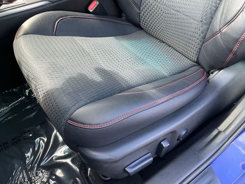 Used 2015 Toyota Camry SE image 15