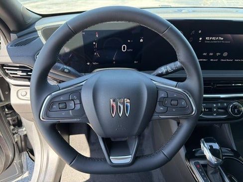 New 2026 Buick Envista Sport Touring FWD image 21