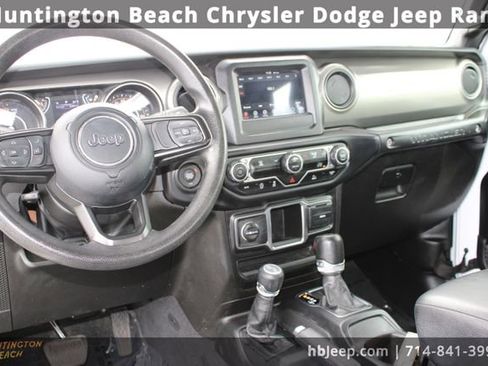 Used 2023 Jeep Wrangler Sport image 13