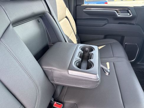 Used 2026 Chevrolet Silverado 2500 LT w/ All Star Edition AWD/4WD image 17